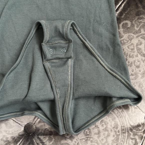 Skims bodysuit - Picture 4 of 9